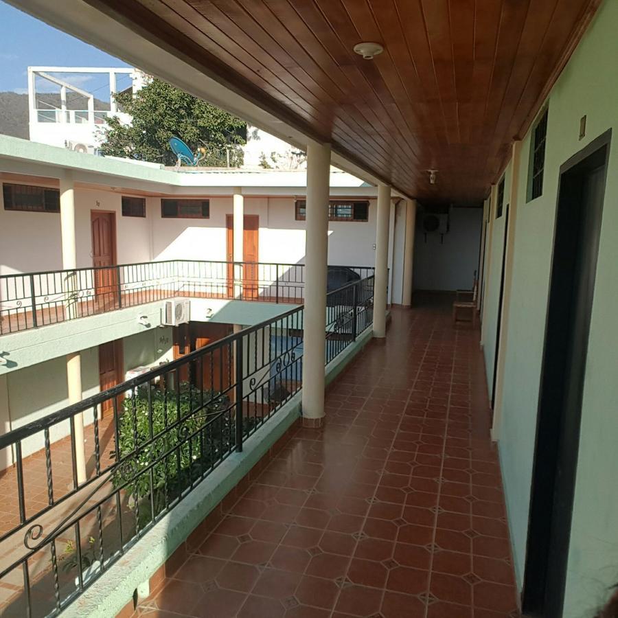 Hostal Dumbira 塔甘加 外观 照片